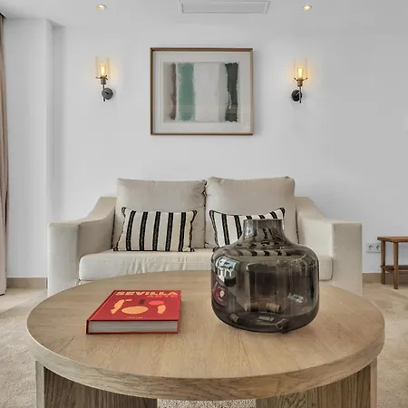 Apartment La Viu - Luxury Beachfront Estepona