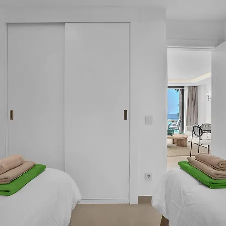 Apartment La Viu - Luxury Beachfront *