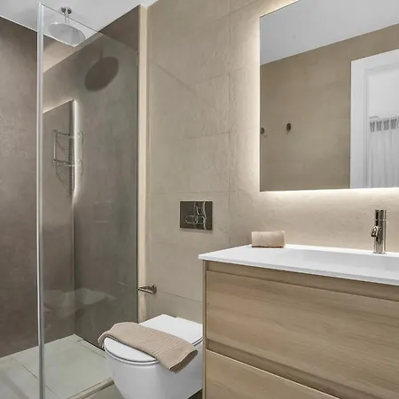 Apartment La Viu - Luxury Beachfront Estepona